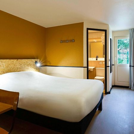 Greet Hotel Villeneuve La Garenne - Renove Εξωτερικό φωτογραφία