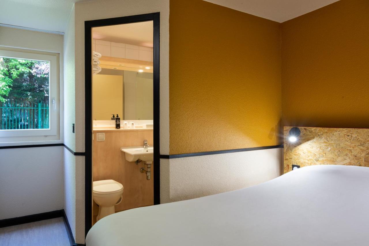 Greet Hotel Villeneuve La Garenne - Renove Εξωτερικό φωτογραφία