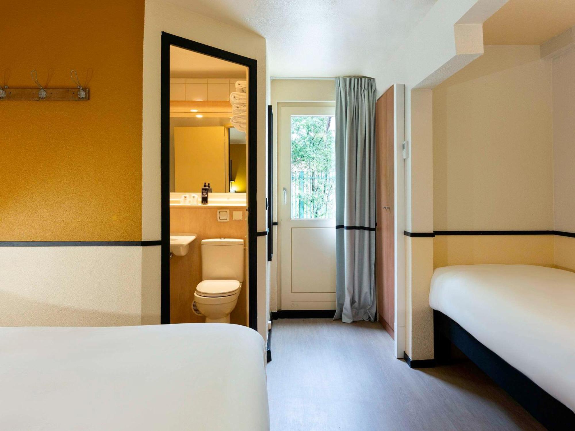 Greet Hotel Villeneuve La Garenne - Renove Εξωτερικό φωτογραφία
