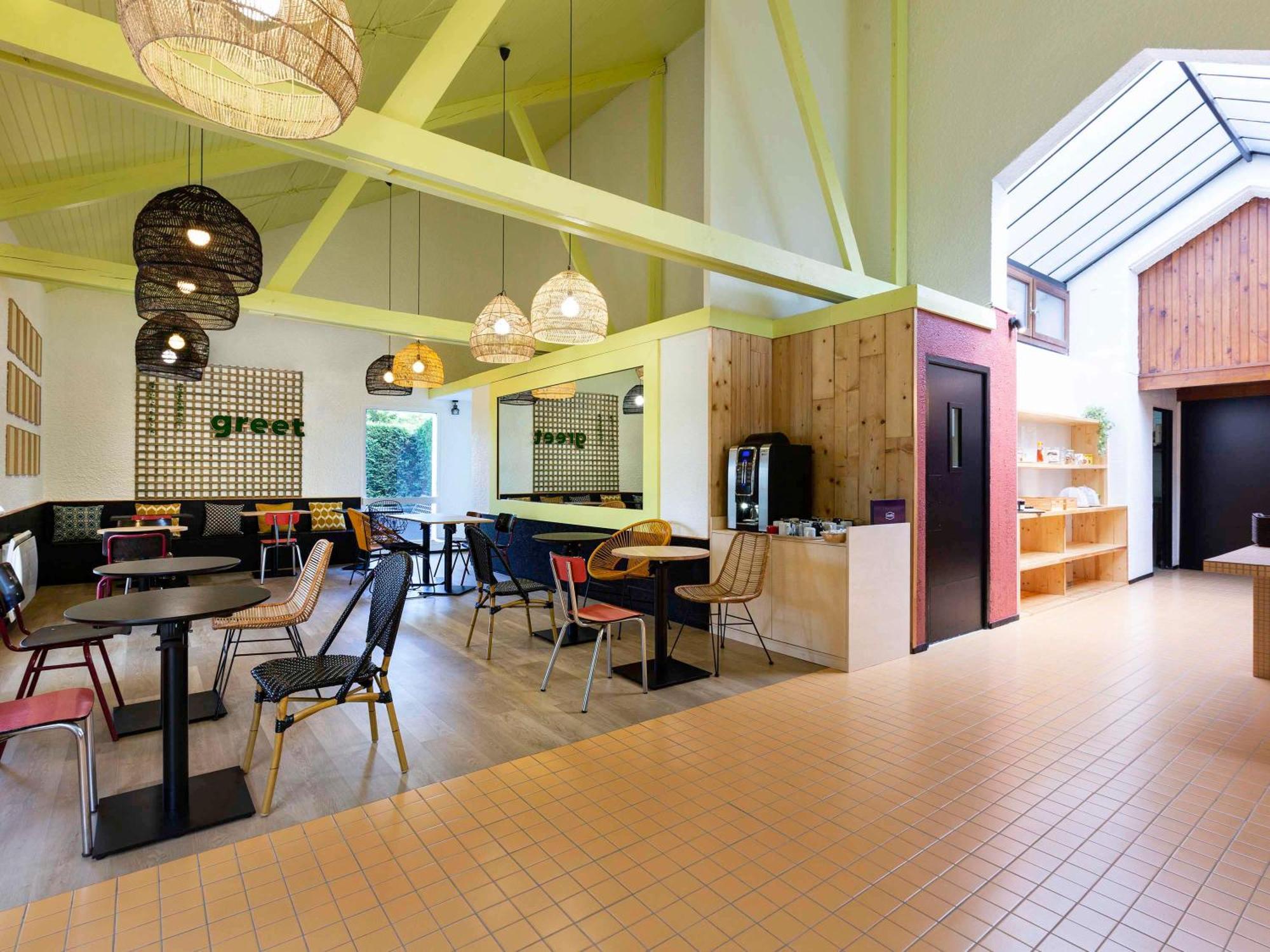 Greet Hotel Villeneuve La Garenne - Renove Εξωτερικό φωτογραφία