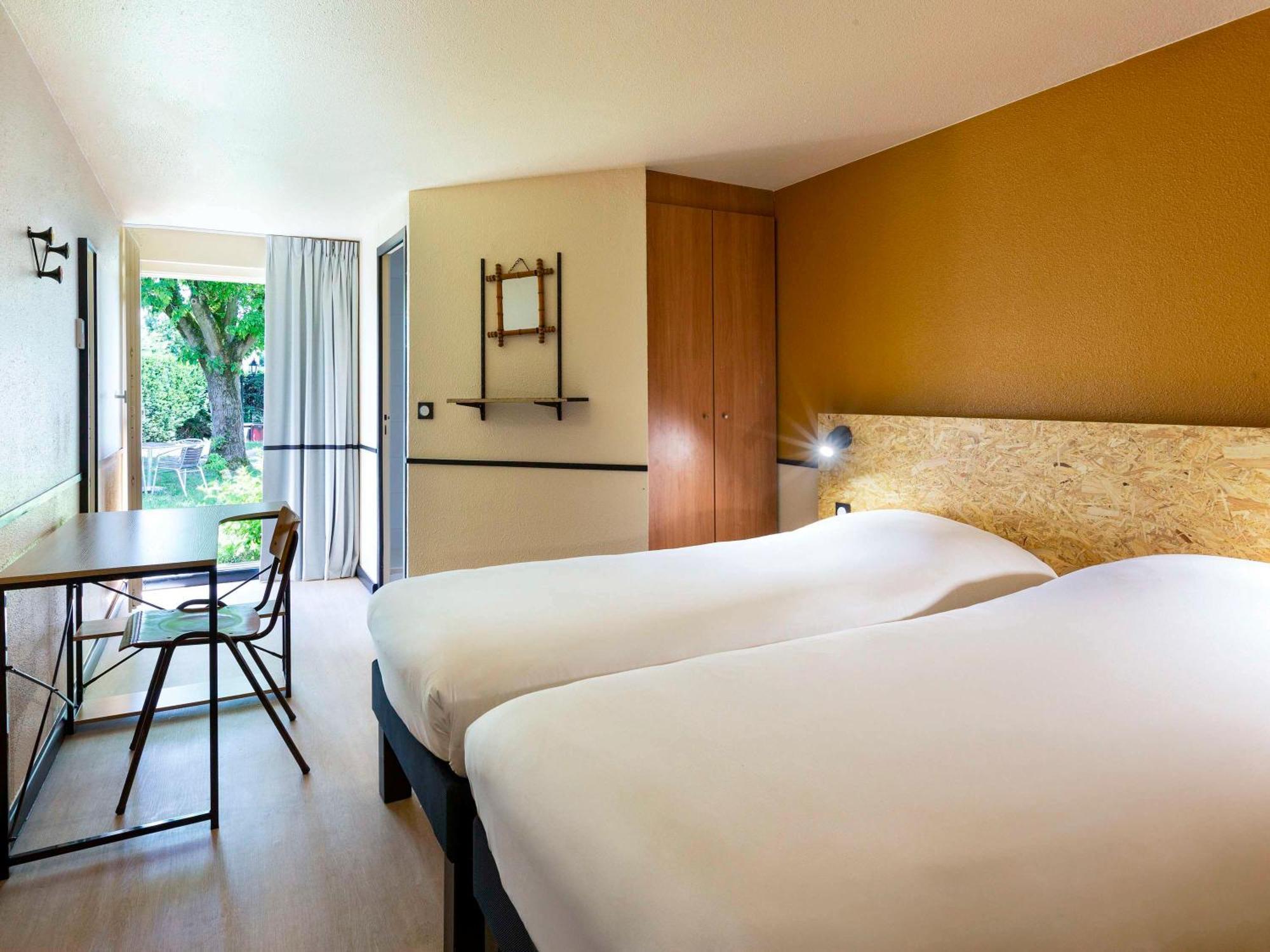 Greet Hotel Villeneuve La Garenne - Renove Εξωτερικό φωτογραφία