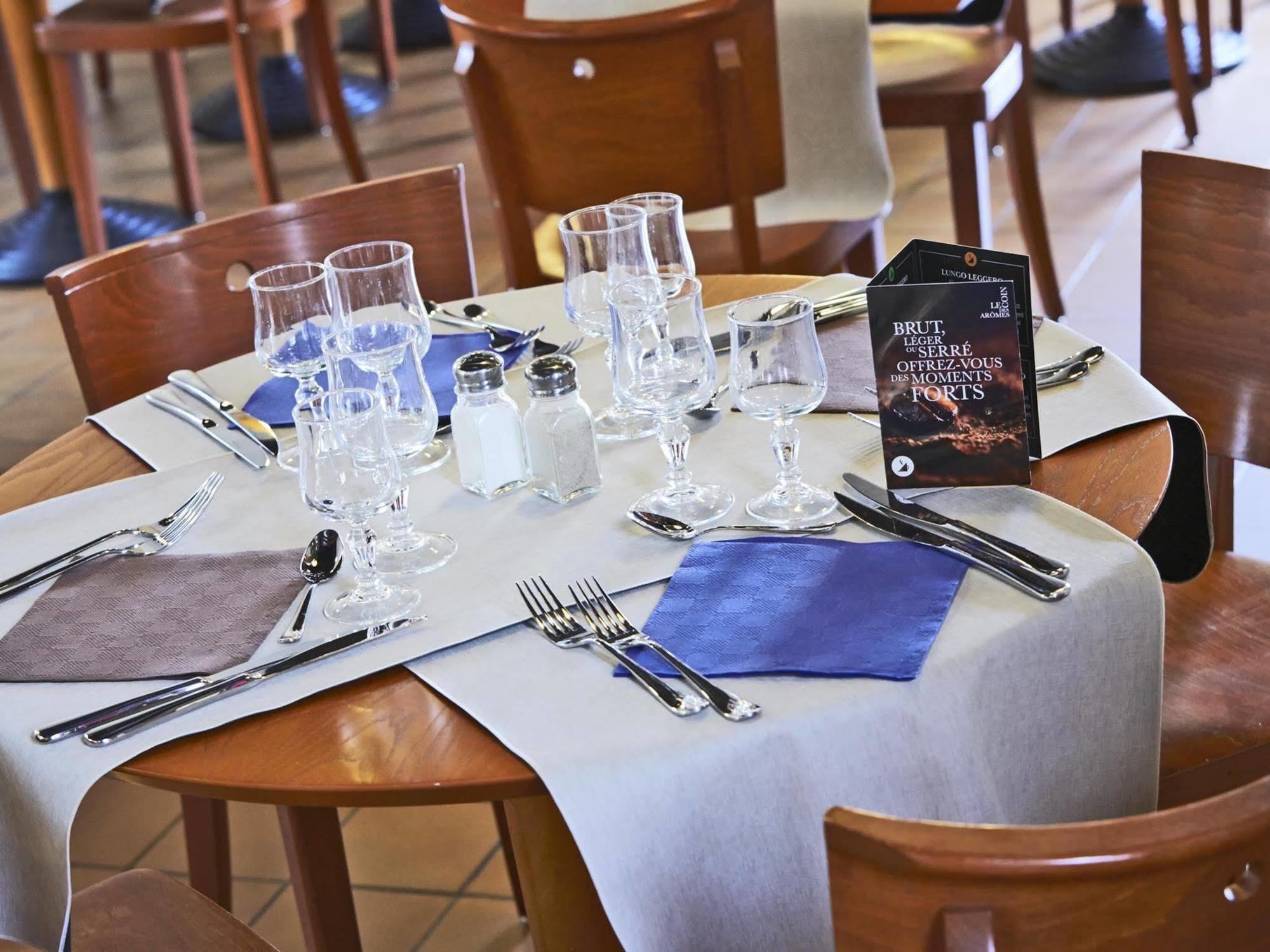 Greet Hotel Villeneuve La Garenne - Renove Εξωτερικό φωτογραφία