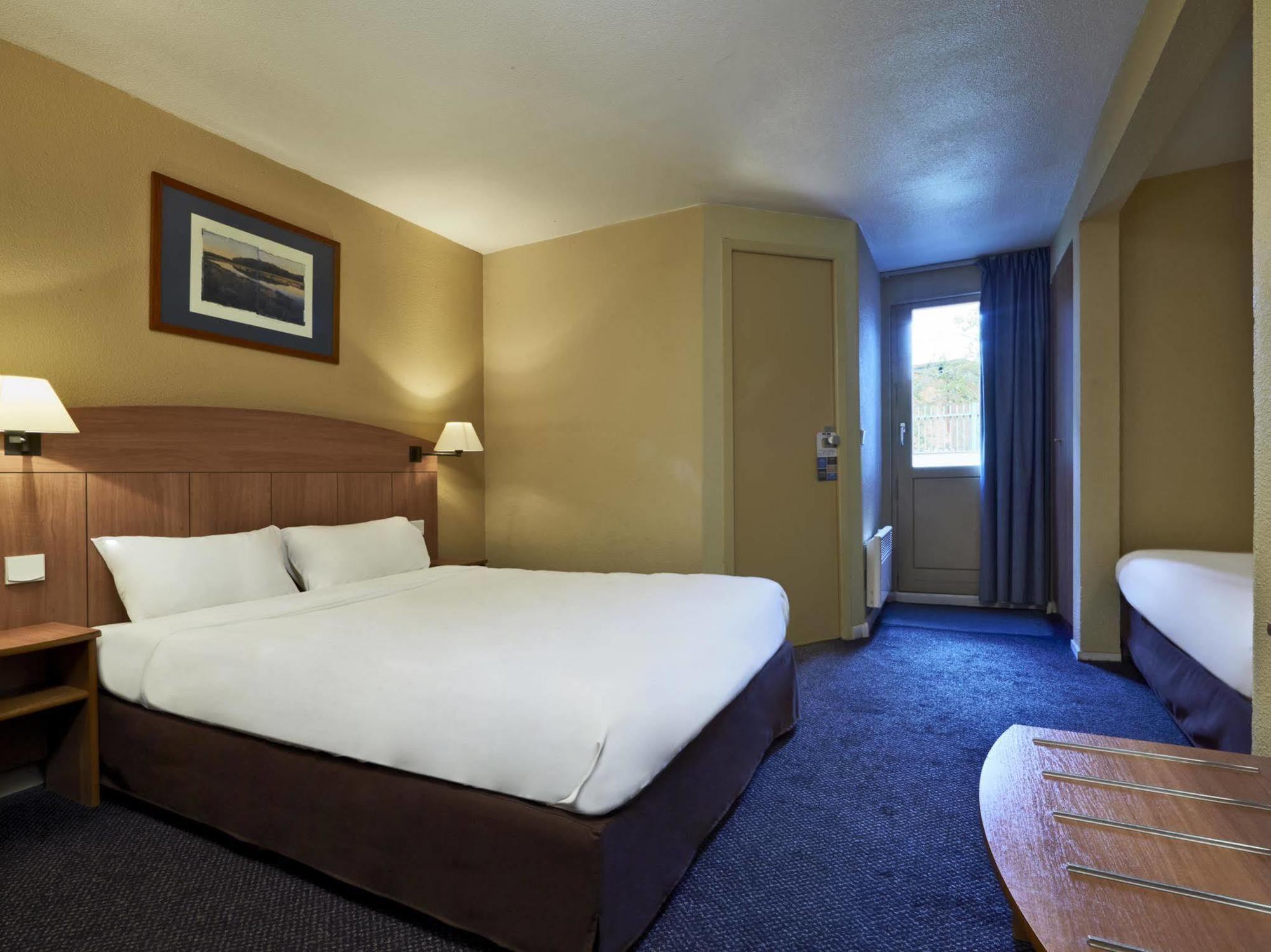 Greet Hotel Villeneuve La Garenne - Renove Εξωτερικό φωτογραφία